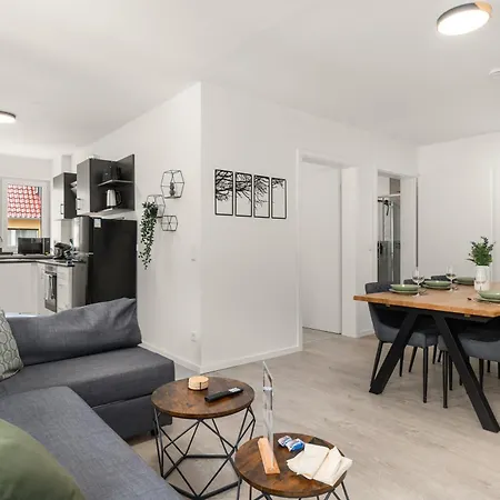 Livesto Im Zentrum Bad Driburgs - Modern, Parkplatz, Terrasse, Switch, Smarttv Fuer Familien Und B2b