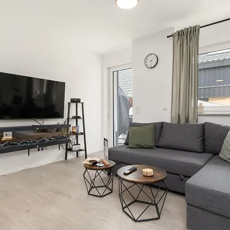 Livesto Im Zentrum Bad Driburgs - Modern, Parkplatz, Terrasse, Switch, Smarttv Fuer Familien Und B2b Bad Driburg