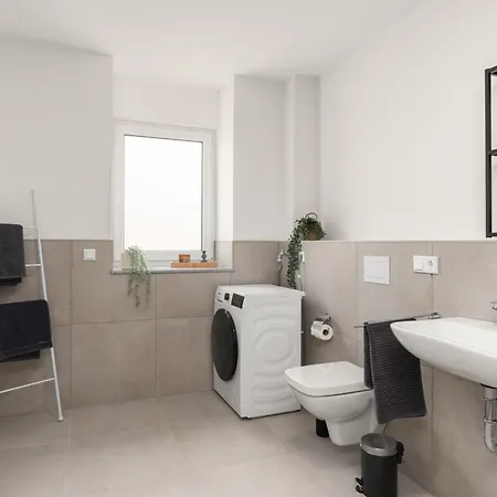 Livesto Im Zentrum Bad Driburgs - Modern, Parkplatz, Terrasse, Switch, Smarttv Fuer Familien Und B2b